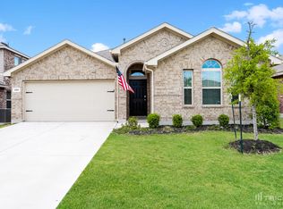 449 Pollyann Trl, Roanoke, TX 76052