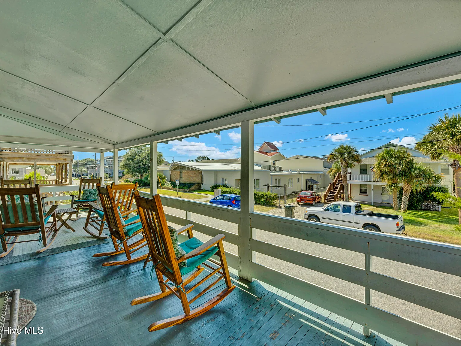 3 bed, 2.5 bath, $3,300 — Photo 4