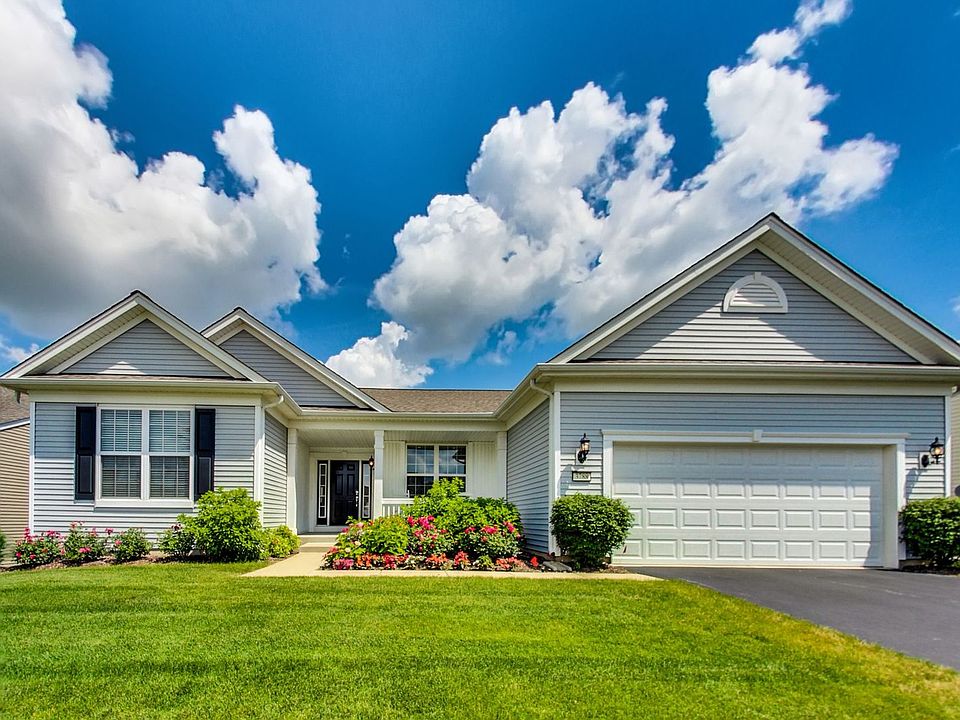 1st image of 3788 Canton Cir