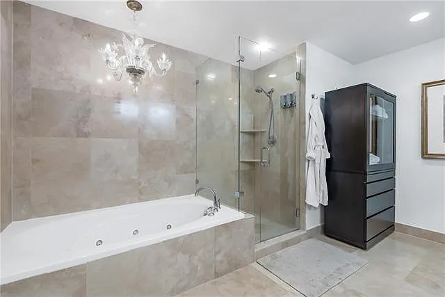 3901 Ridgelake Dr #4A — Photo 21