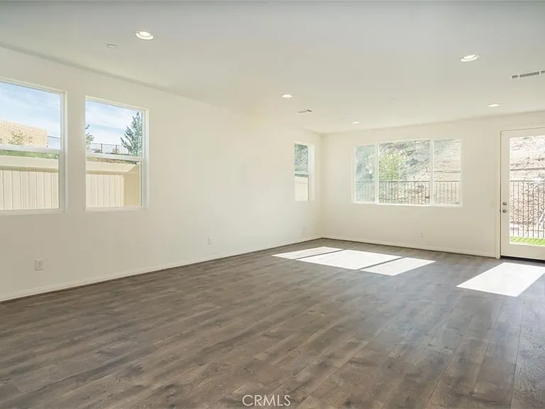 26801 Trestles Dr — Photo 4