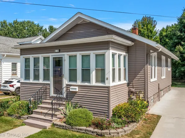 14 Pleasant St, Oxford, MI 48371