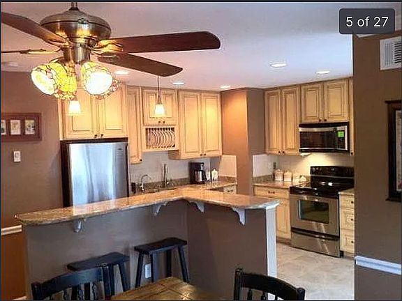 5th image of 8240 Taunton Pl W