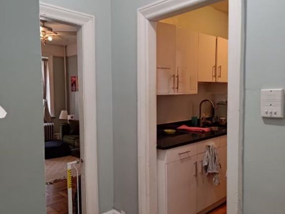 5th image of 106 Clarkson Ave APT 2F