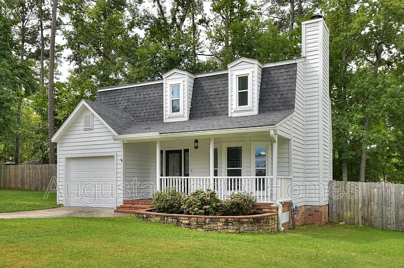 3 bed, 3.0 bath, 1624 sqft, $1,850 — Photo 2