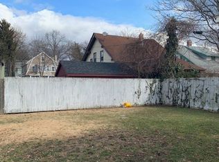 27-29 Standish St, Springfield, MA 01108