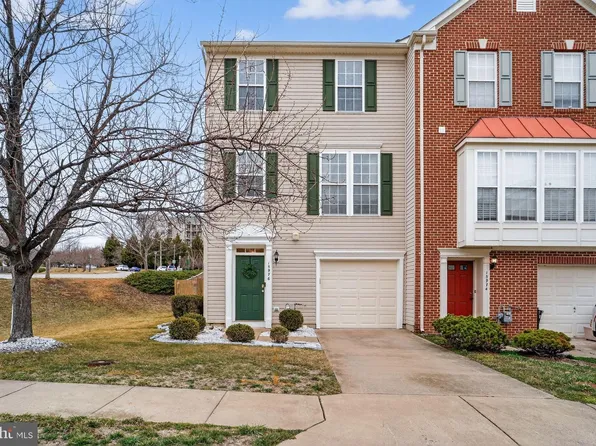 15976 Canada Goose Loop, Woodbridge, VA 22191