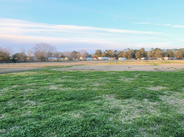 8522 Cat Rd, Maurice, LA 70555