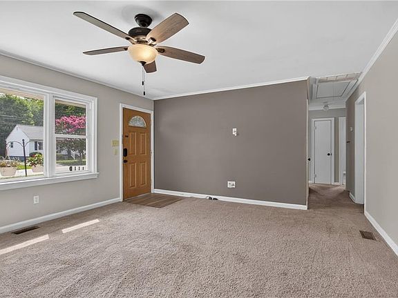 4th image of 129 Cynthia Dr