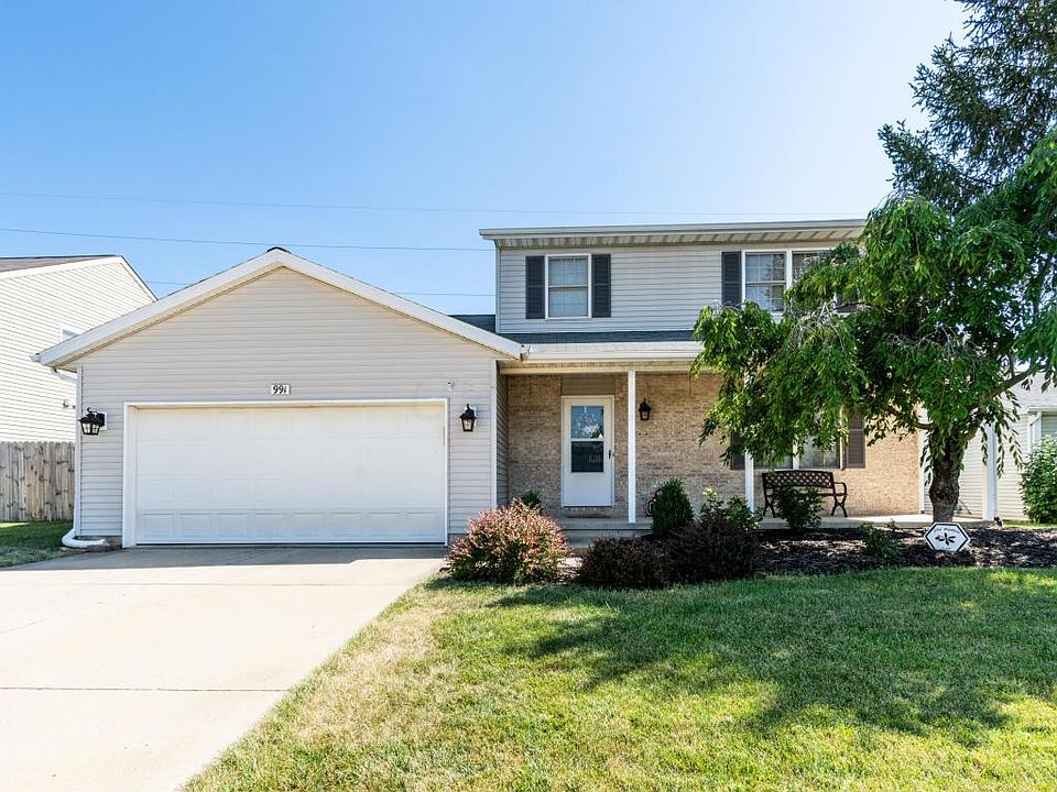1st image of 991 Lora Lee Dr