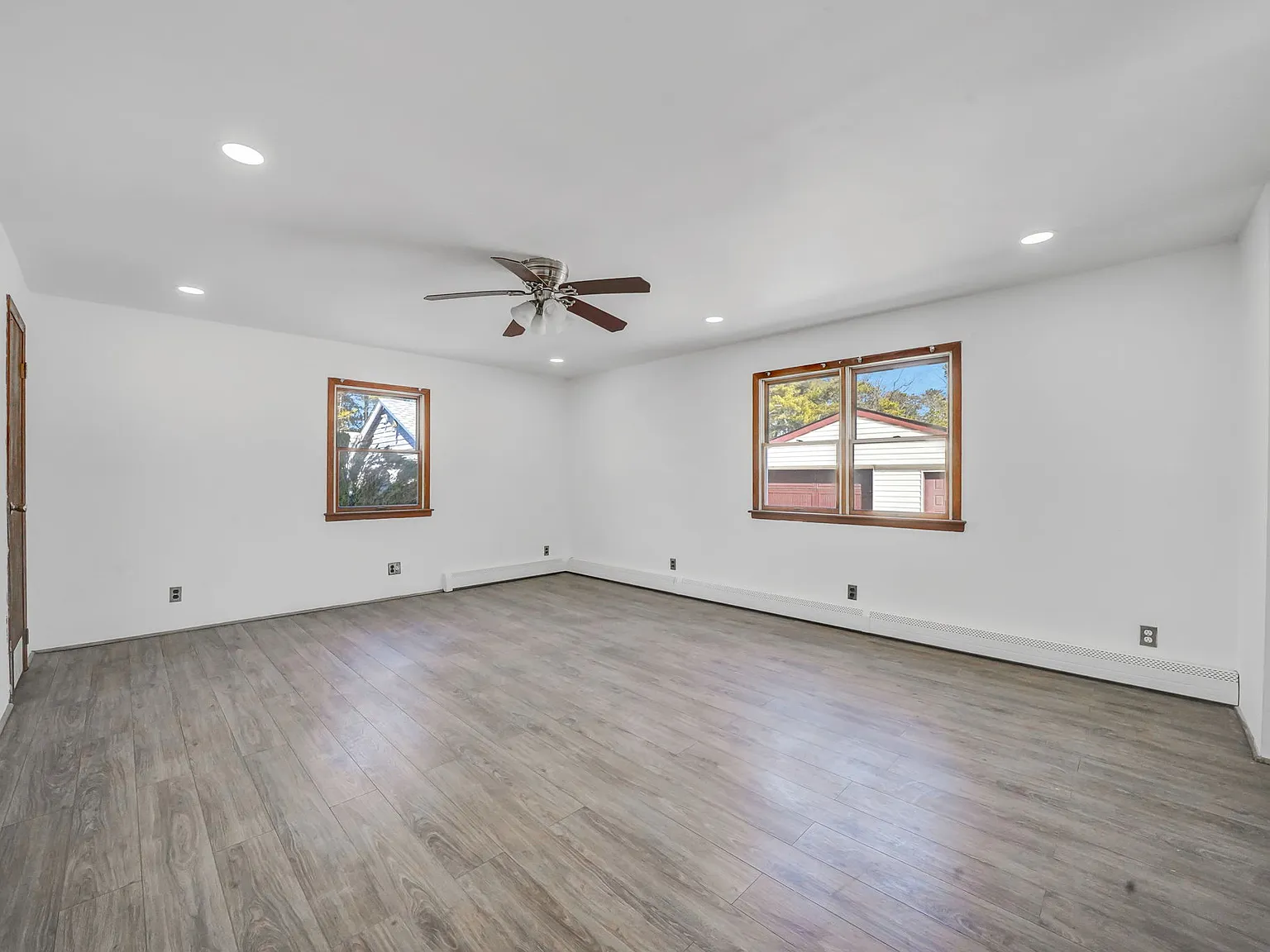 3 bed, $3,650 — Photo 3