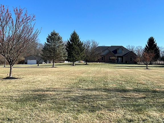 3rd image of 11900 Frederick Pike