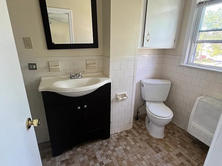 463 Woonasquatucket Ave #8 — Photo 6