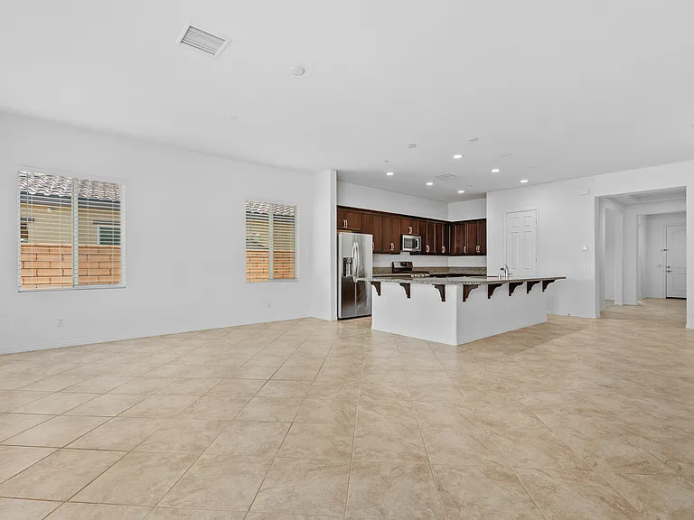 43720 Vacanza Ct — Photo 11