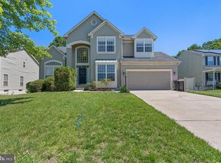 48 Raintree Dr, Sicklerville, NJ 08081