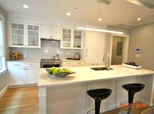 29 Elm St #2, Brookline, MA 02445