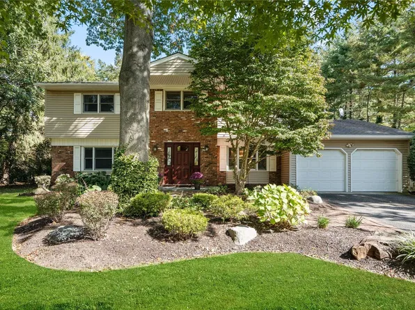 25 Kimberly Drive, East Northport, NY 11731