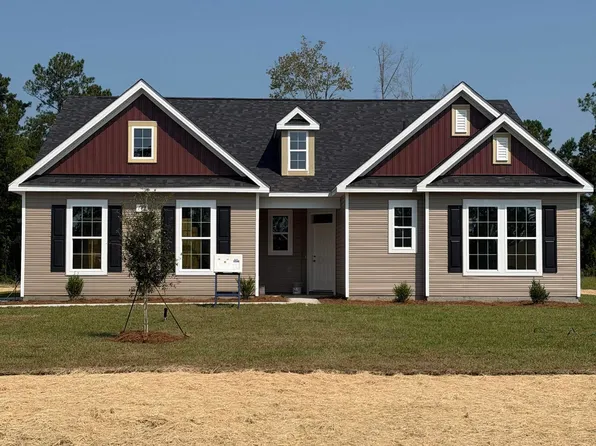 148 Furnies Place, Loris, SC 29569