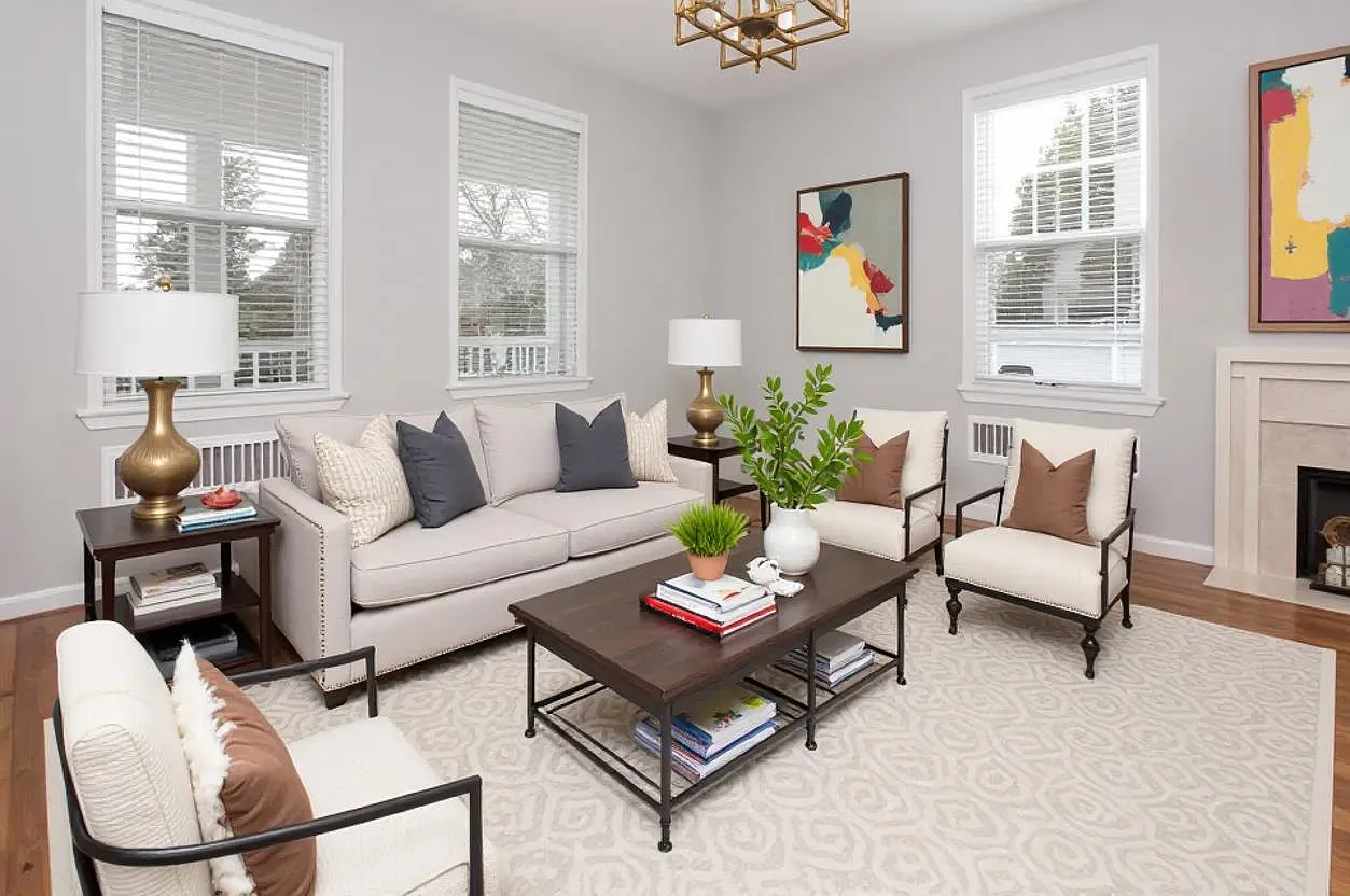 2 bed, 900 sqft, $3,100 — Photo 2