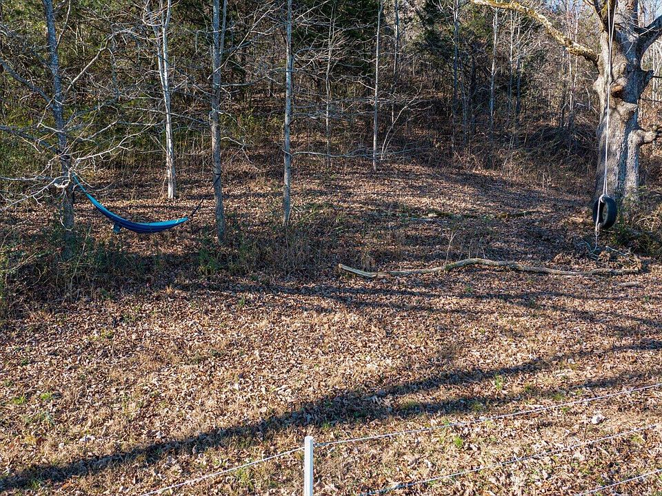 43rd image of 200 Reavley Rd