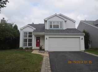 653 Nichole Ln, Geneva, IL 60134