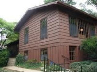 943 Avalon Rd, Lawrence, KS 66044