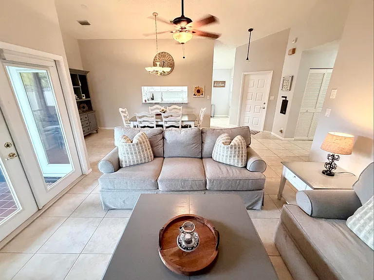 2555 Bedford Mews Dr — Photo 8