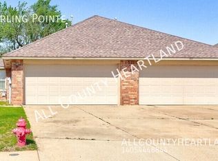401 Sterling Pointe Way, Edmond, OK 73003