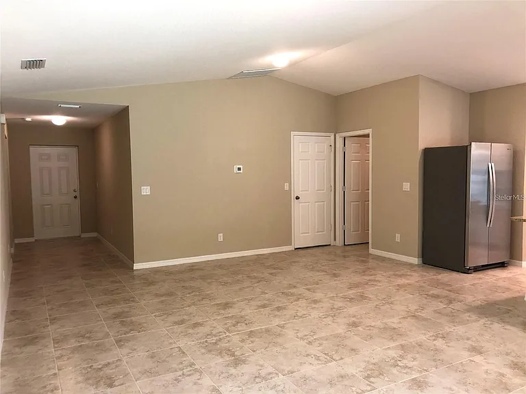1546 Glenan Rd — Photo 9