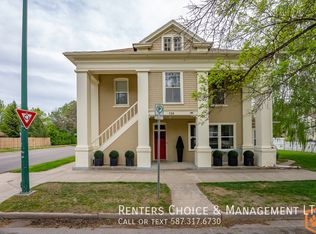 526 7th Ave S #1, Lethbridge, AB T1J 1J2