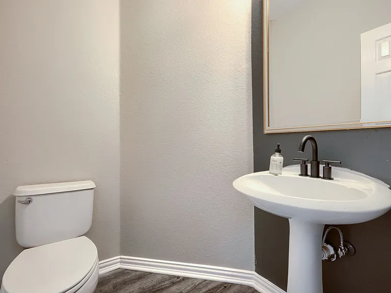 9809 Cambria Ct — Photo 19