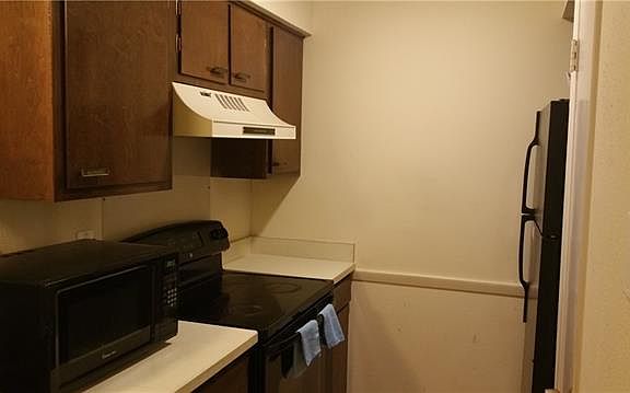 2nd image of 2812 Lineville Dr APT 206