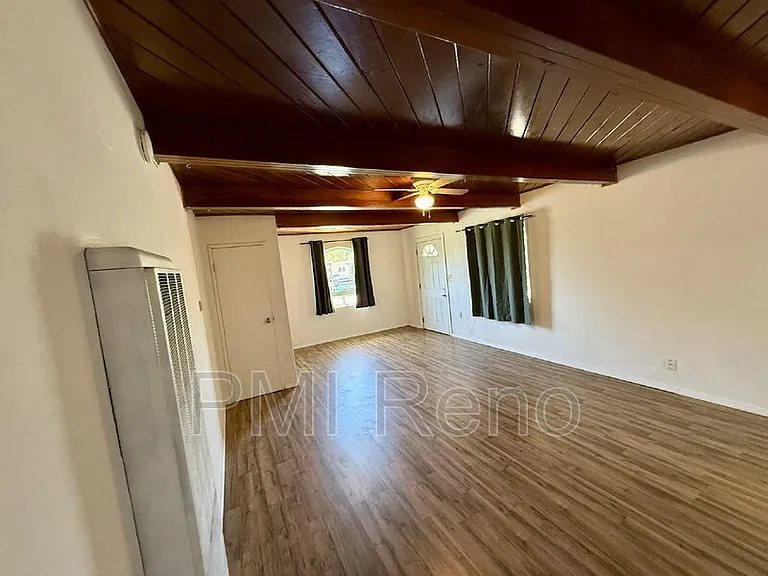 335 Denslowe Dr — Photo 5