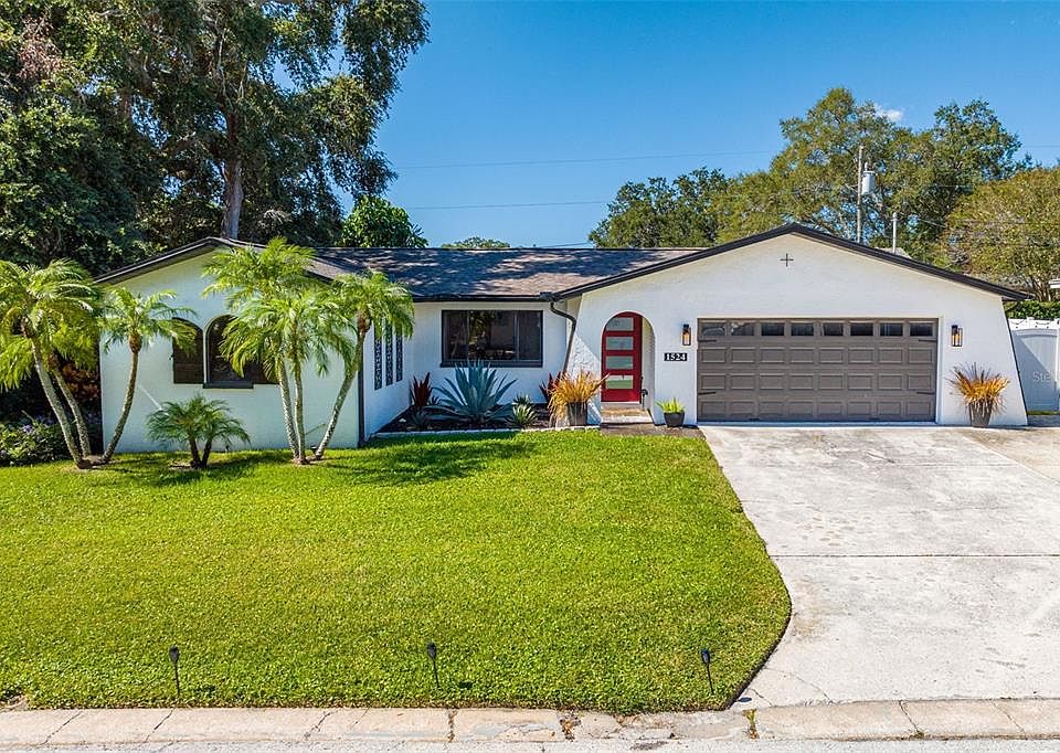 1st image of 1524 Price Cir