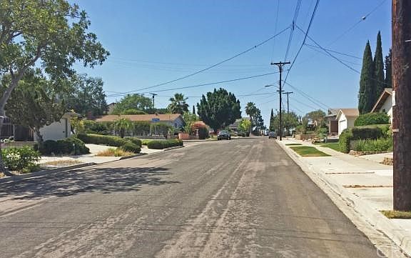 5th image of 7323 Ballinger Ave