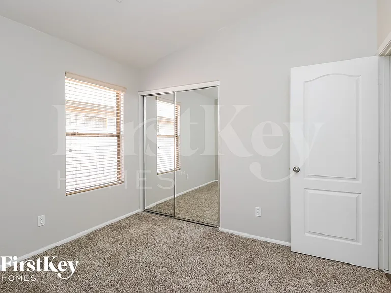 29882 N Broken Shale Dr — Photo 11