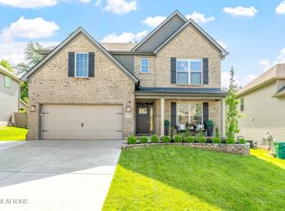 1622 Ridge Climber Rd, Knoxville, TN 37922