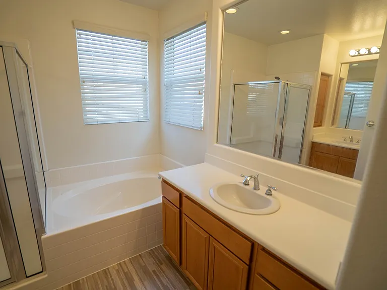27663 Sunny Creek Dr — Photo 16