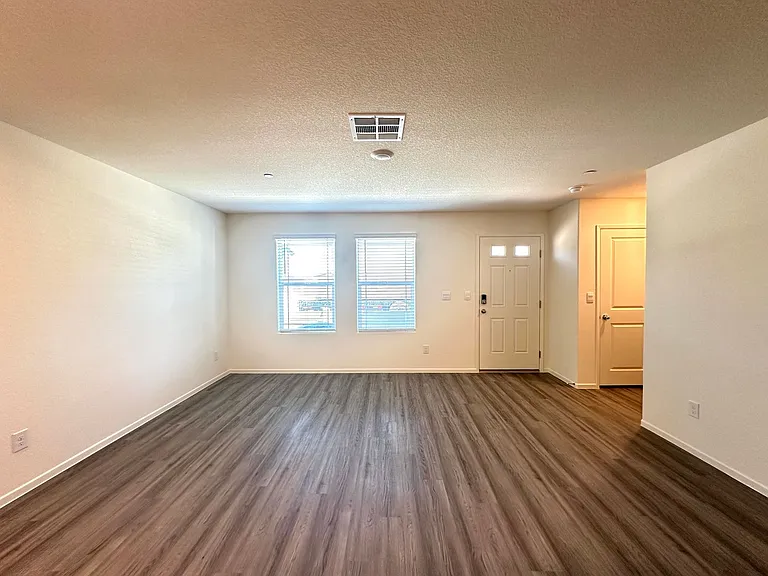3756 Sonrisa Vista Ave — Photo 3