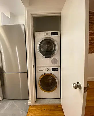 Rented by CitySites Real Estate Group | media 6