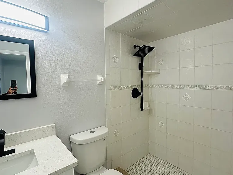 648 Pyramid Ave — Photo 25