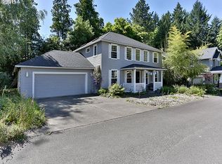 8015 SW Cedarcrest St, Portland, OR 97223