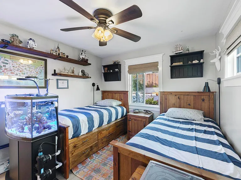 4852 Mount Almagosa Dr — Photo 28