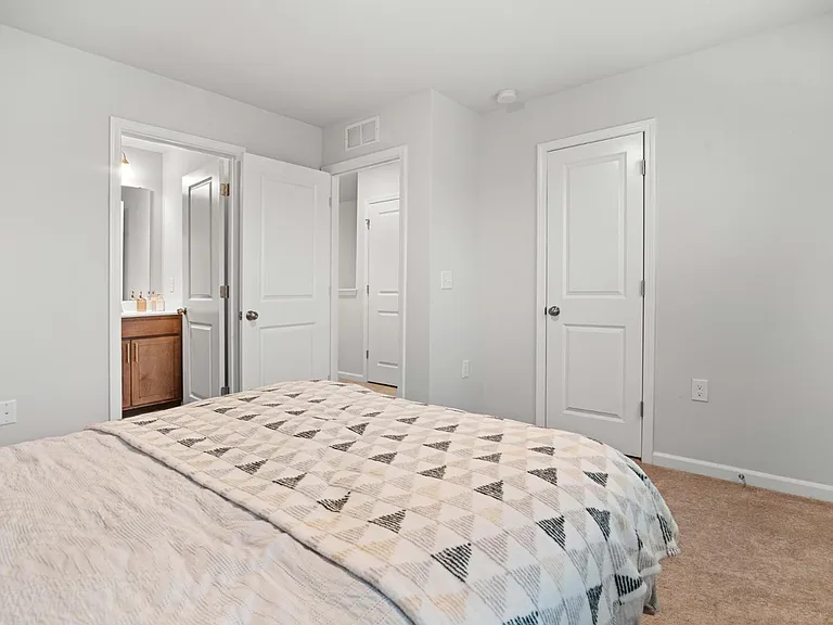 728 Cormiche Ln — Photo 21