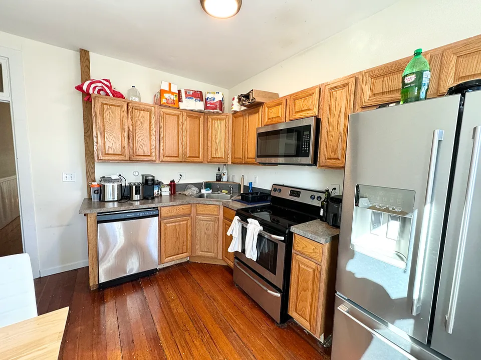 1 Folsom Ave #3L