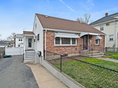 426 Sea St, Quincy, MA, 02169