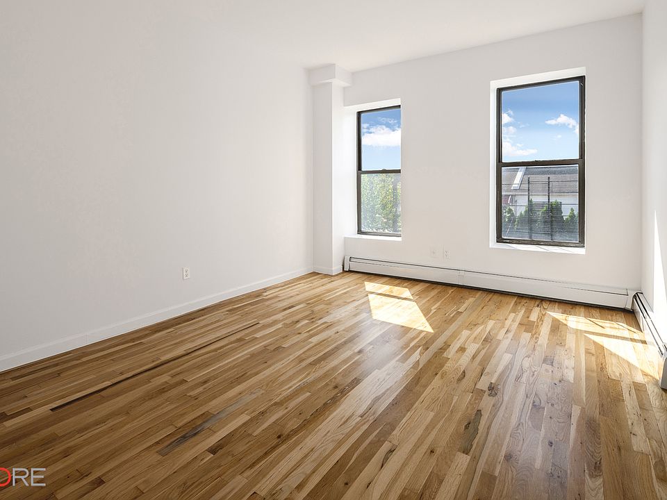 1st image of 194 Macdougal St APT 3
