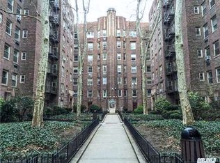 48-05 42nd St, Sunnyside, NY 11104