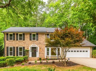 3814 Hunting Ridge Dr SW, Lilburn, GA 30047