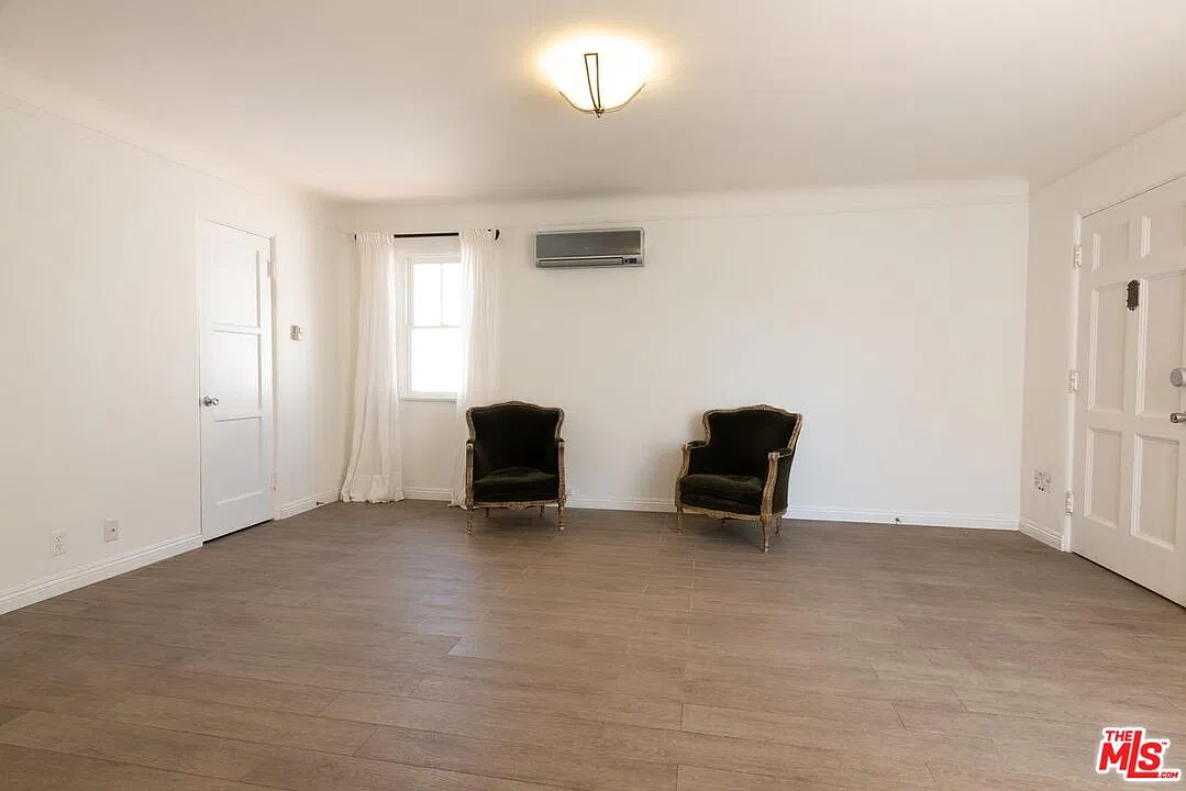 1 bed, 1.0 bath, $3,100 — Photo 4